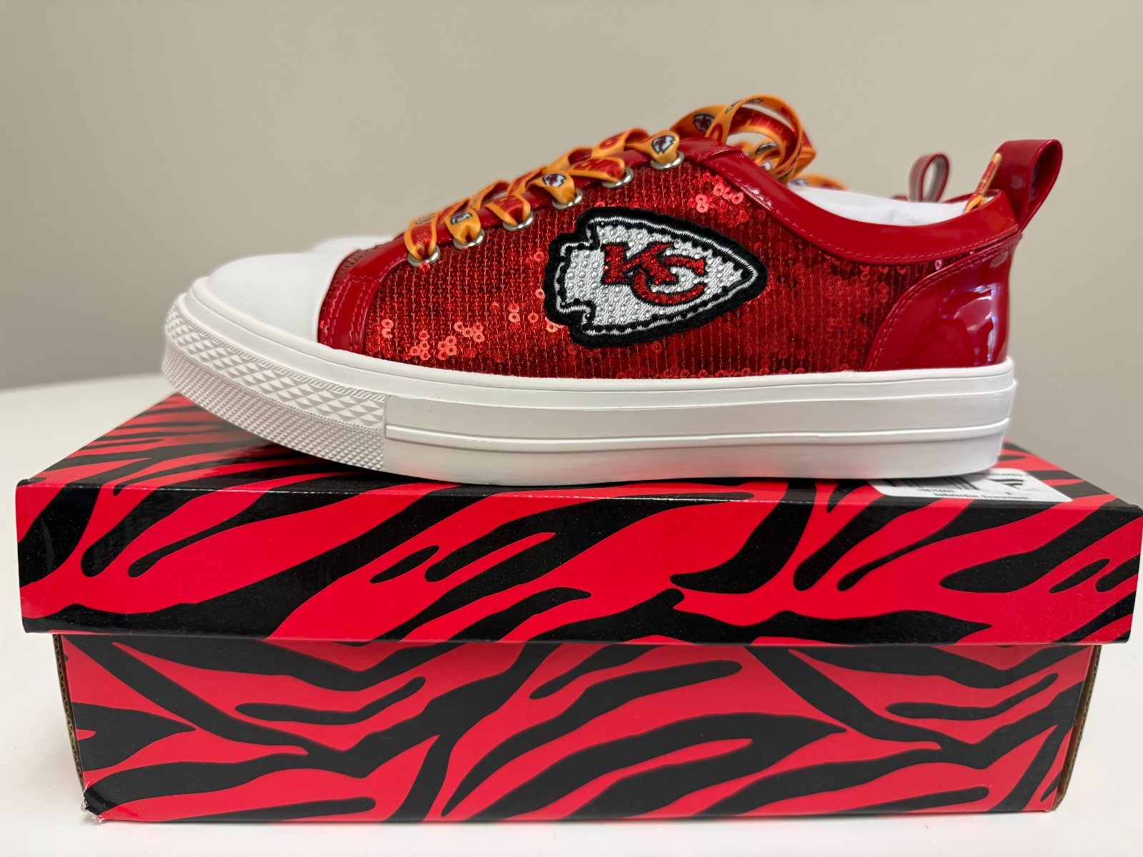 NFL Women’s Sequin Sneaker Kansas City Chiefs NIB