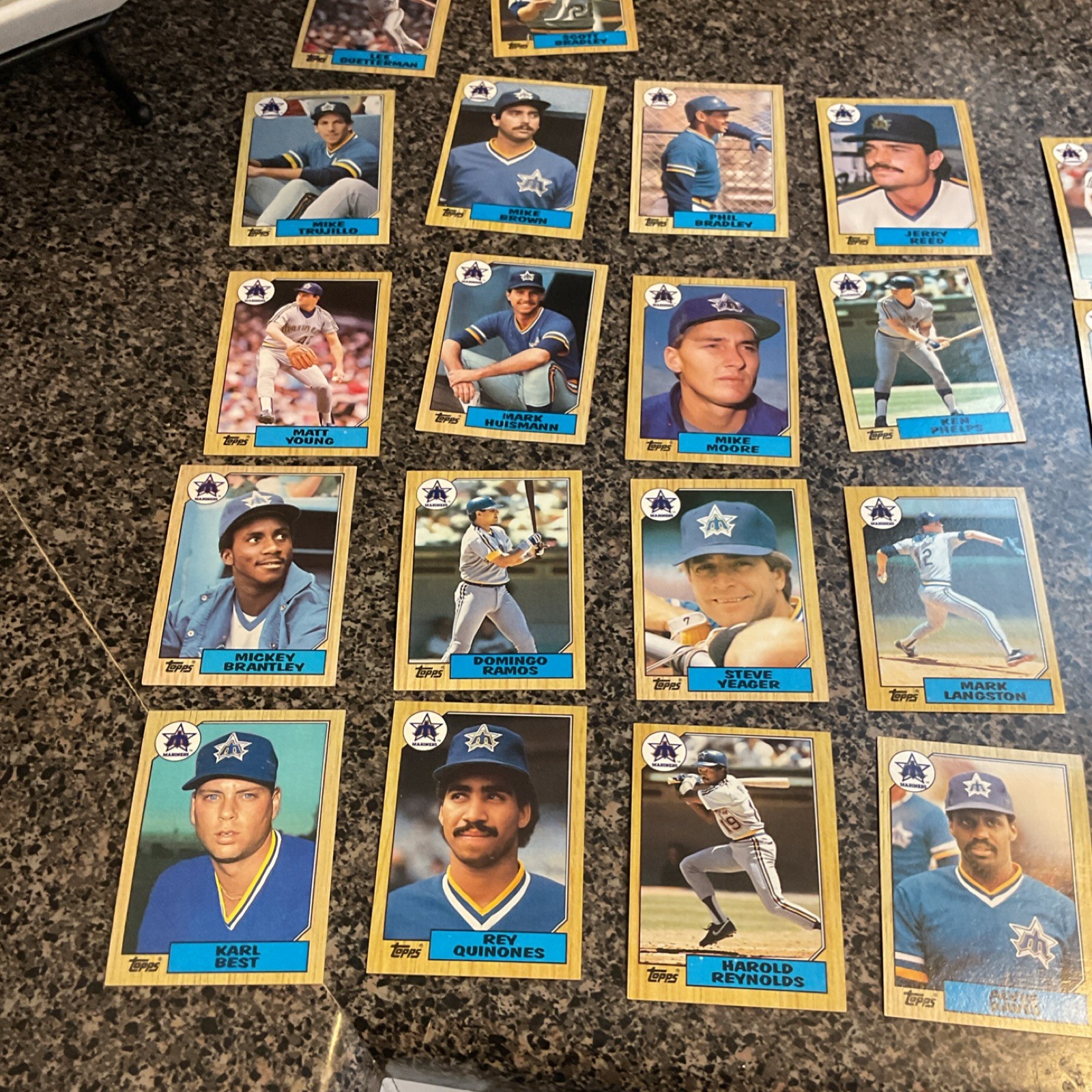 Topps 1987 Seattle Mariners Baseball Card Lot 22 Cards Multiple Players