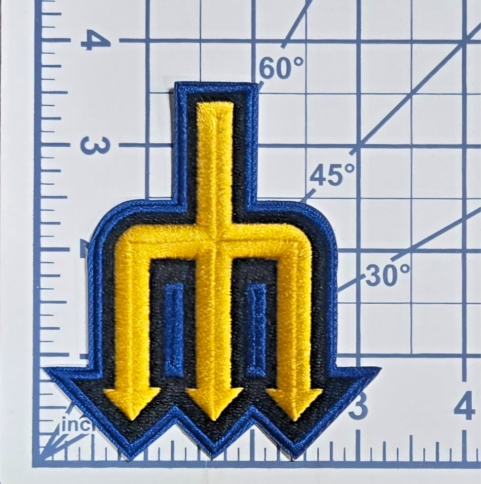 Seattle Mariners 3 1/2″ Trident Iron /Sew On Embroidered Patch~ Free Tracking!