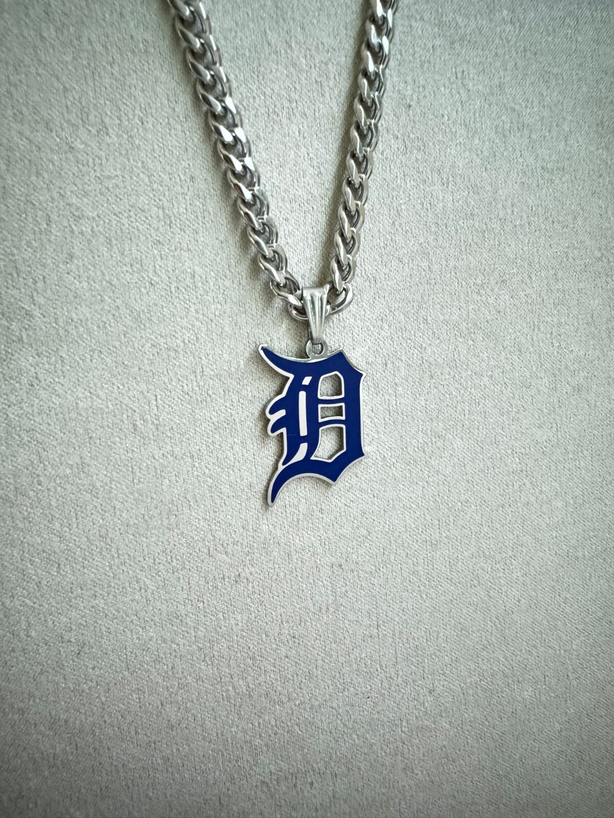 Detroit Tigers Necklace – 3 Styles – 5mm Cuban – Silver & Gold Fathers Day Gift