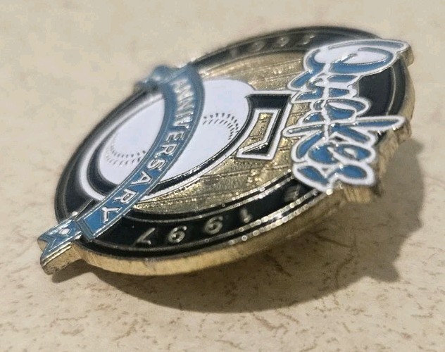 Baseball Rancho Cucamonga Quakes vintage Enamel Pin Badge Button Dodgers Angels