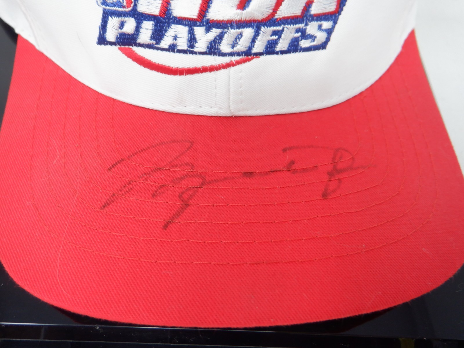 Michael Jordan Signed w/COA 1996 Chicago Bulls 1996 NBA Playoffs Hat w/Display