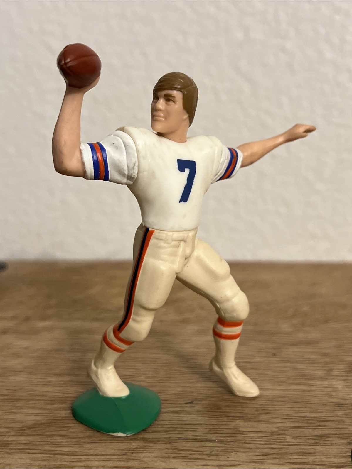 John Elway NFL Denver Broncos 1989 Vintage 4.2” Figure Collectible Kenner Toy