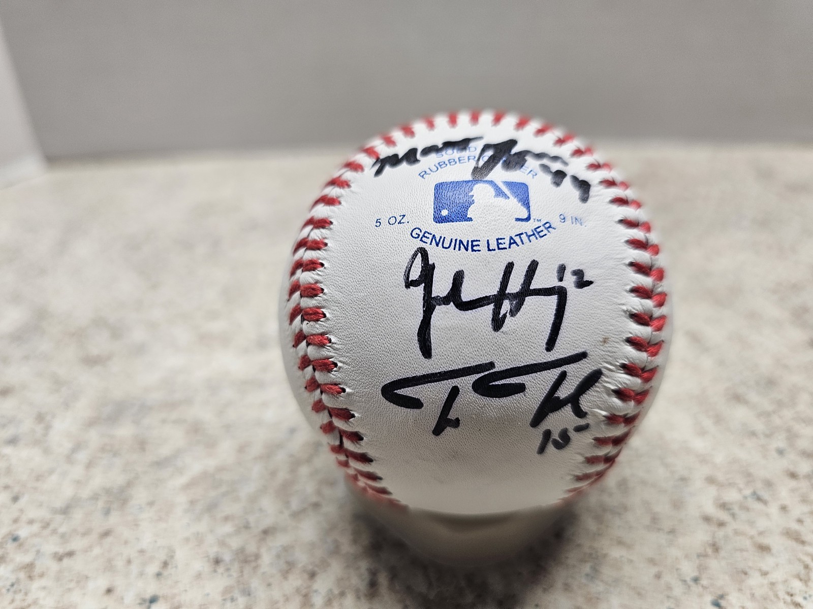 Altoona Curve? MiLB Unknown Autographed Baseball No COA In Case