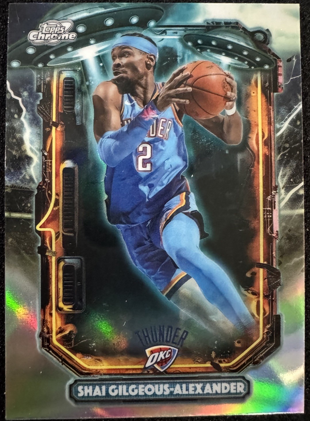 2025-26 Topps Cosmic Shai Gilgeous-Alexander Extraterrestrial Refractor ET-1
