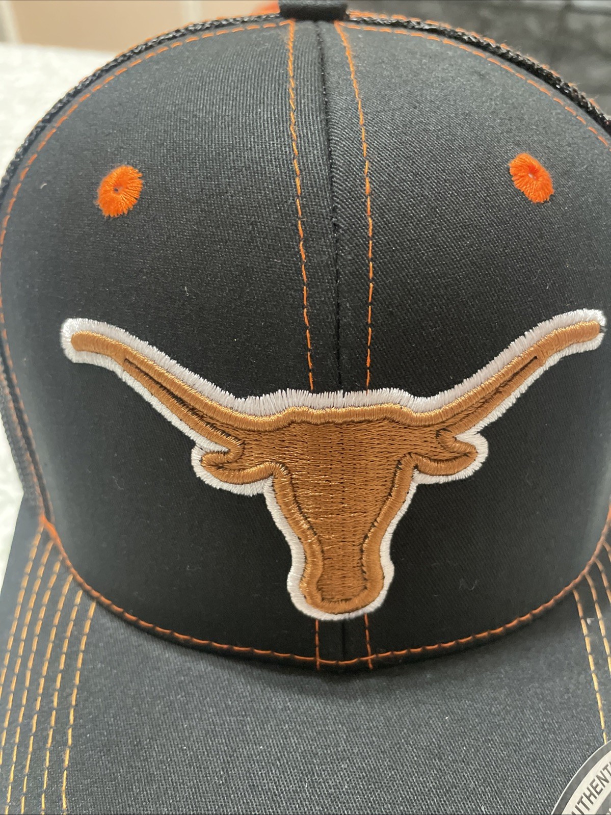 TEXAS LONGHORNS HAT BLACK MESH SNAPBACK FOOTBALL TEAM NEW CAP
