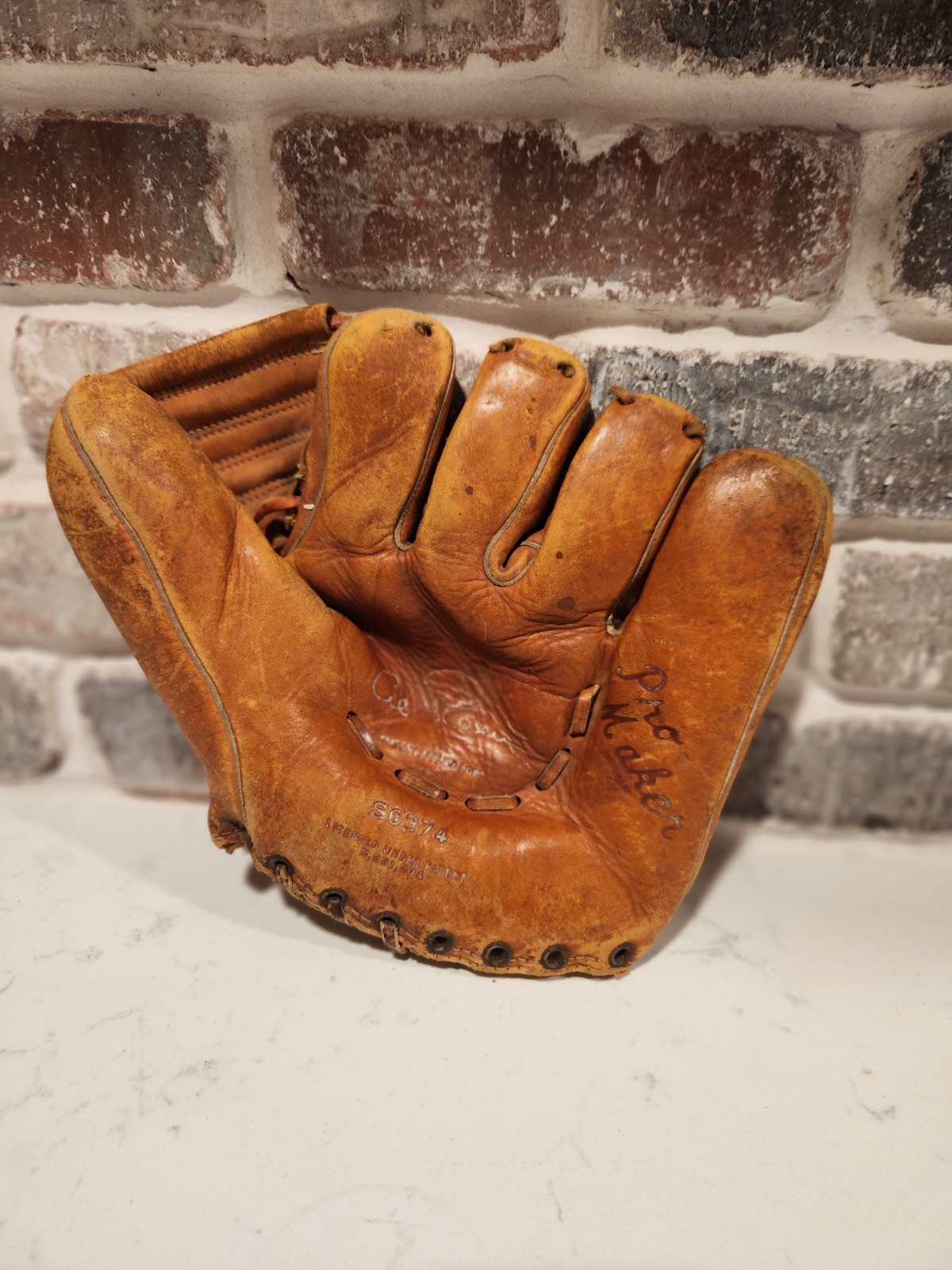 1950s Vintage Al Rosen Hutch Pro Maker SG374 Baseball Glove Cleveland Indians