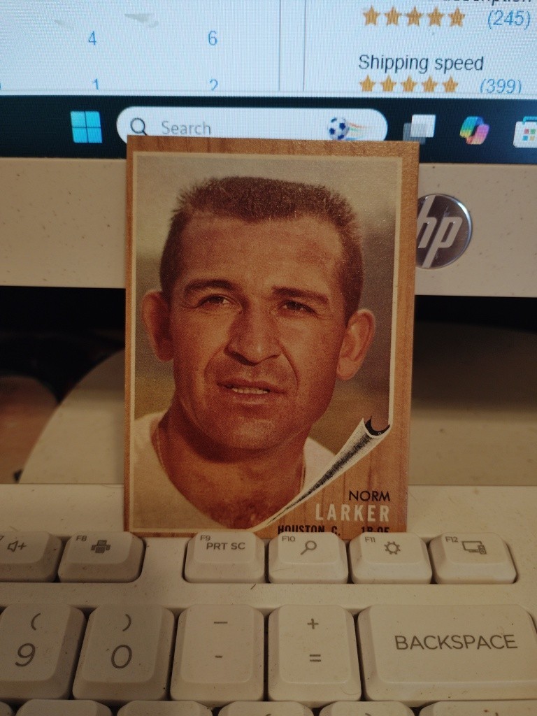 1962 Topps Norm Larker #23