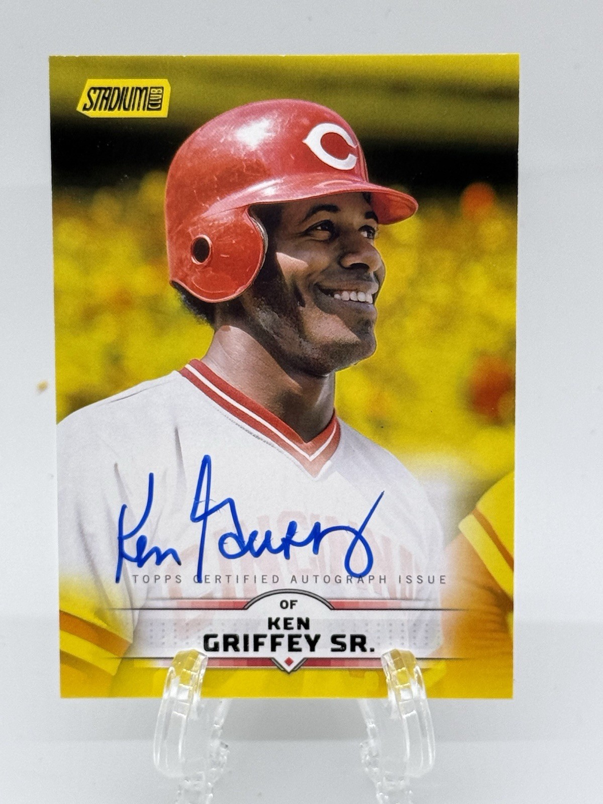 Ken Griffey Sr. 2025 Topps Stadium Club On Card Yellow Auto Reds #SCBA-KG