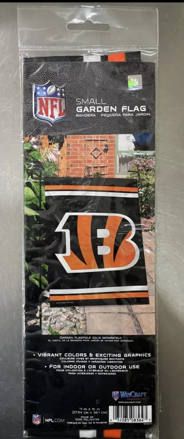 Cincinnati Bengals 2 Sided Garden 2 Sided Flag 12 x 18 (1 Flag) No Stand