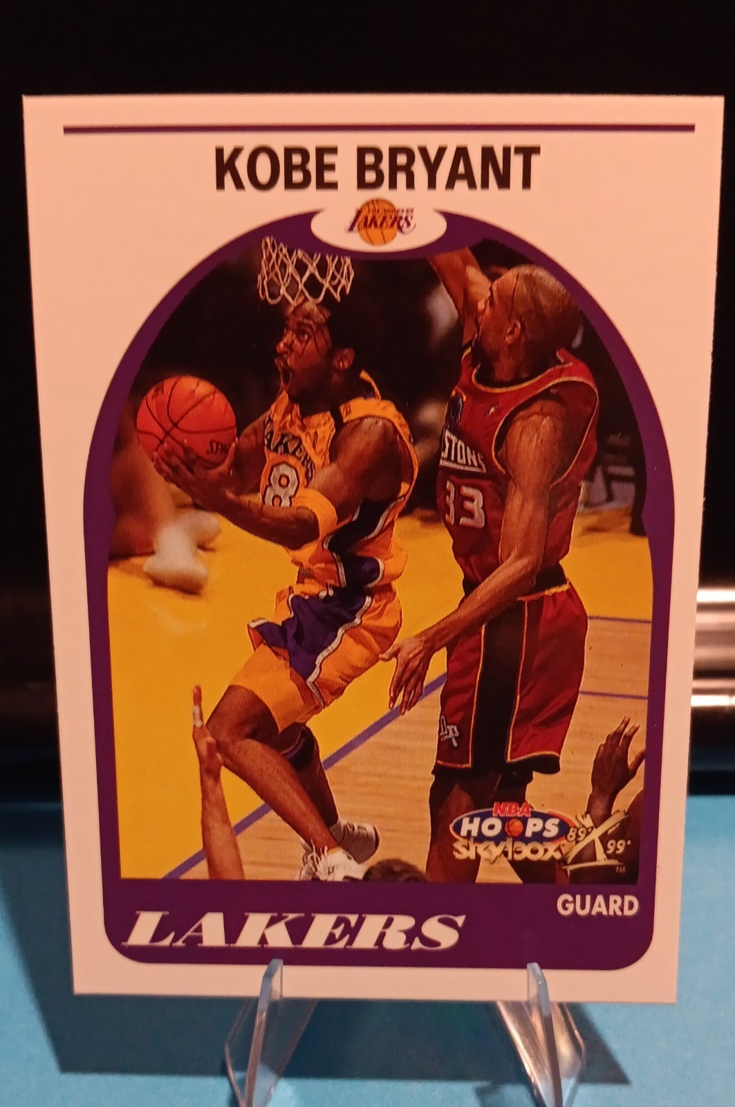 1999-00 Skybox NBA Hoops Decade – Kobe Bryant #150 Excellent