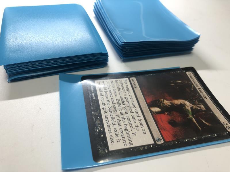 Lenayuyu 300pcs Lightblue Protector Standard MTG Card Sleeves 66x91mm Glossy