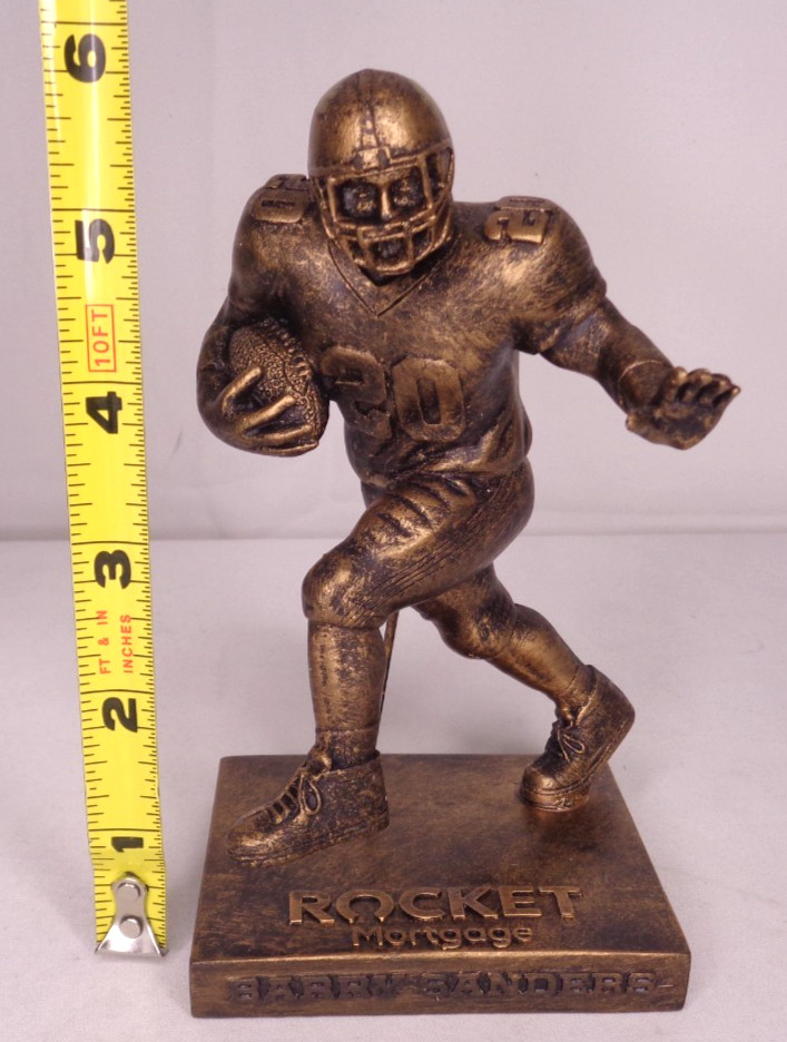 Barry Sanders Replica Statue 2023 Collectors Edition Detroit Lions NFL Bronze