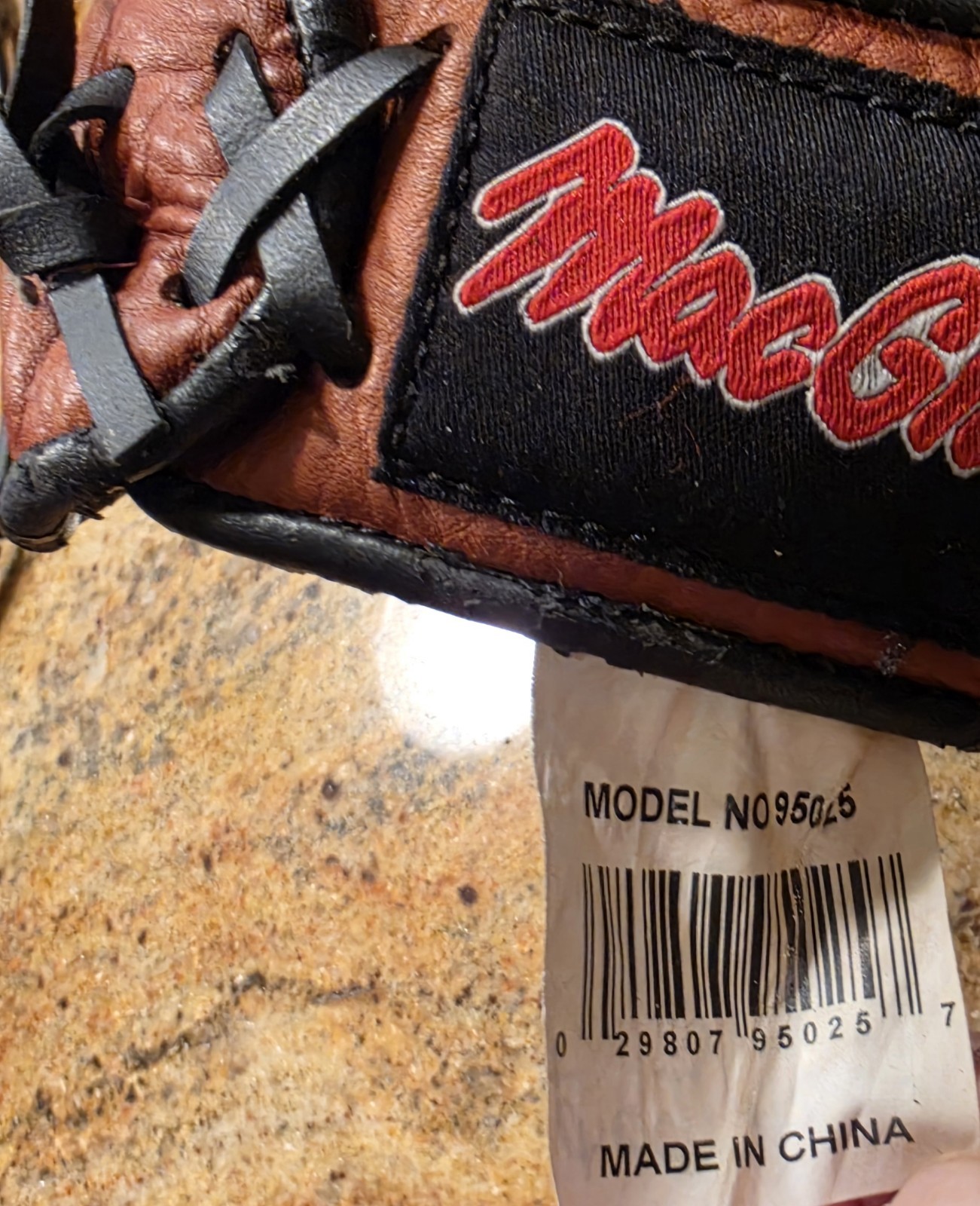 MacGregor Baseball Glove Leather RHT 12″ 95025 M-1100 Right Hand Throw
