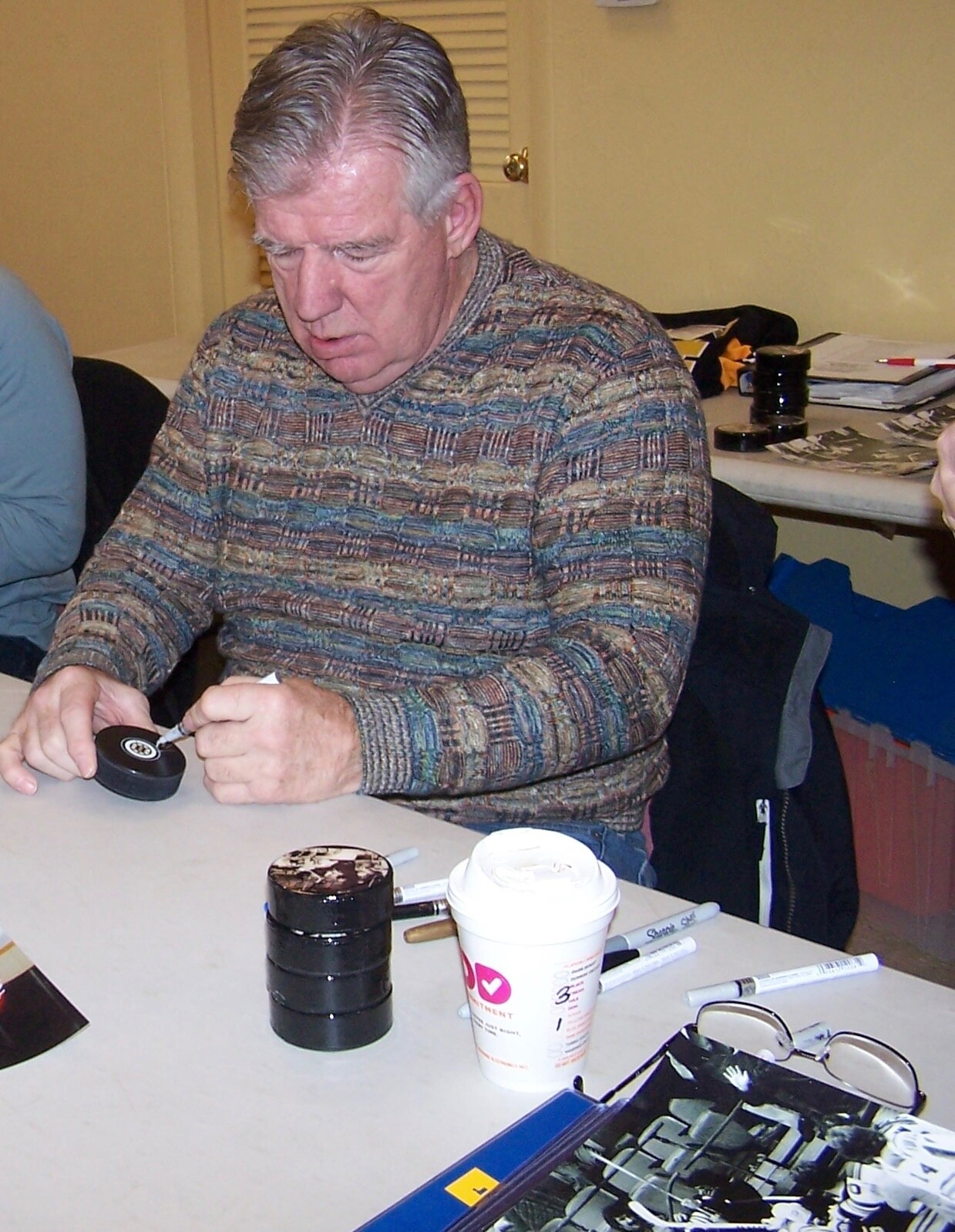 TERRY O’REILLY SIGNED BOSTON BRUINS PUCK #24 AUTO AUTOGRAPH PUCK CUBE