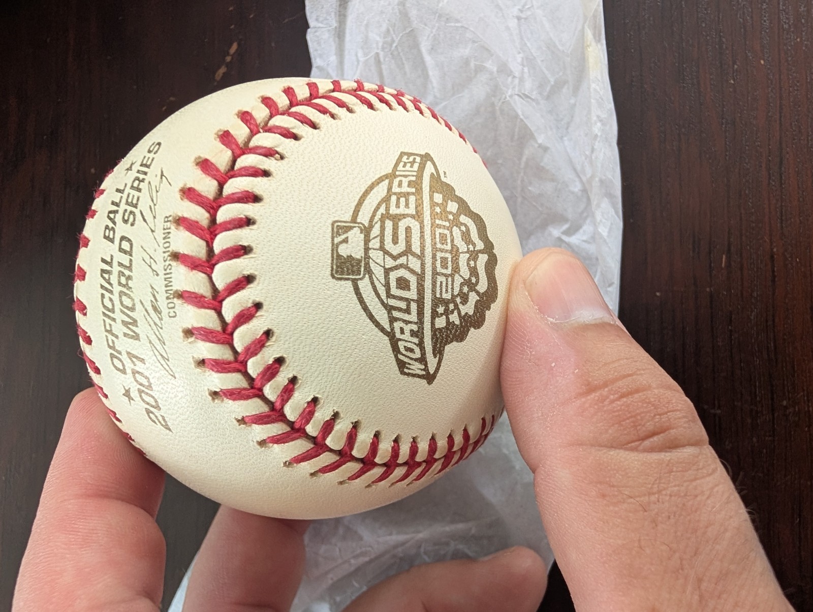 Official 2001 World Series Baseball Rawlings Collectors Edition New In Box