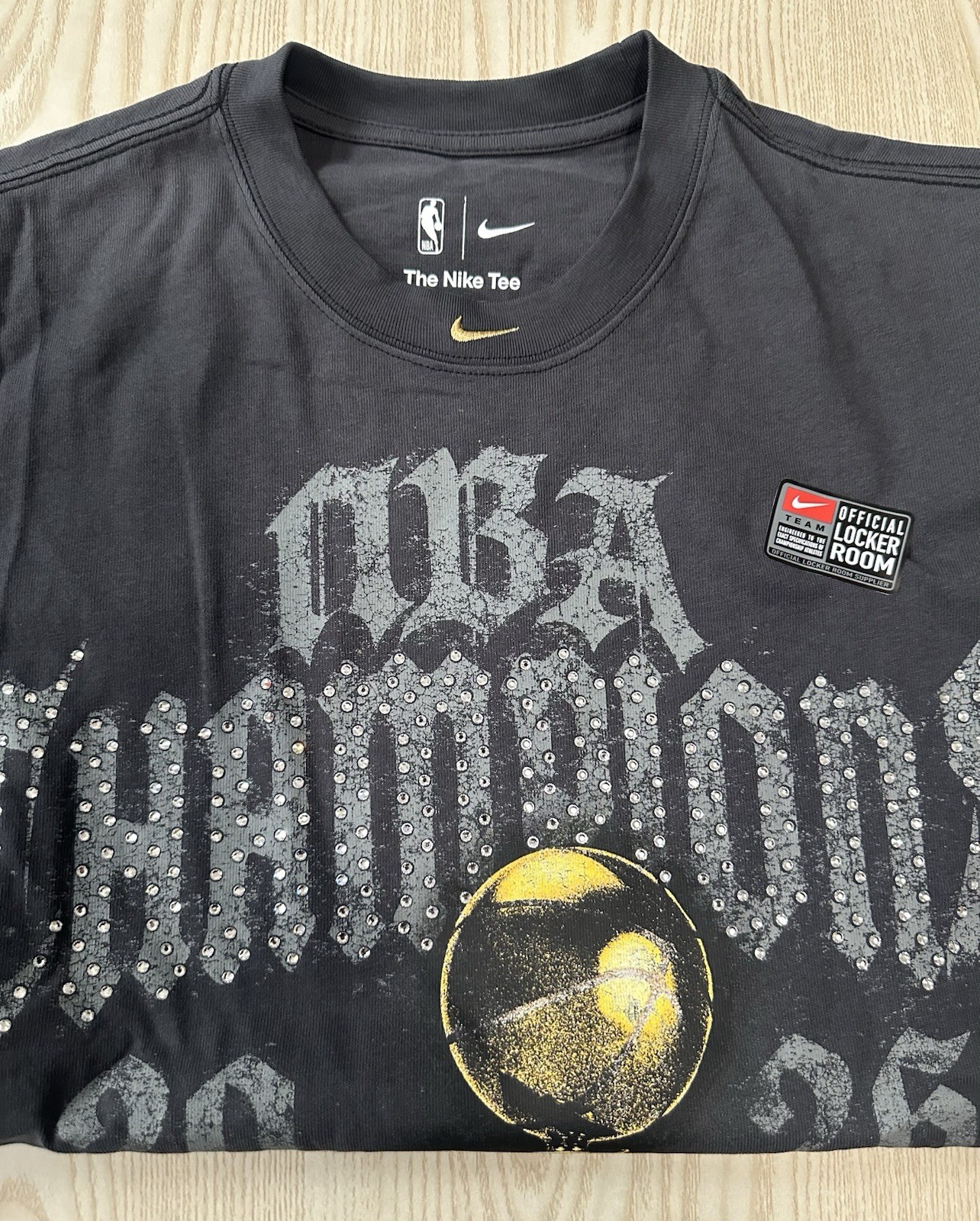 Nike Knicks 2026 NBA Champions Rhinestone Authentic Locker Room T-Shirt Sz S-XXL
