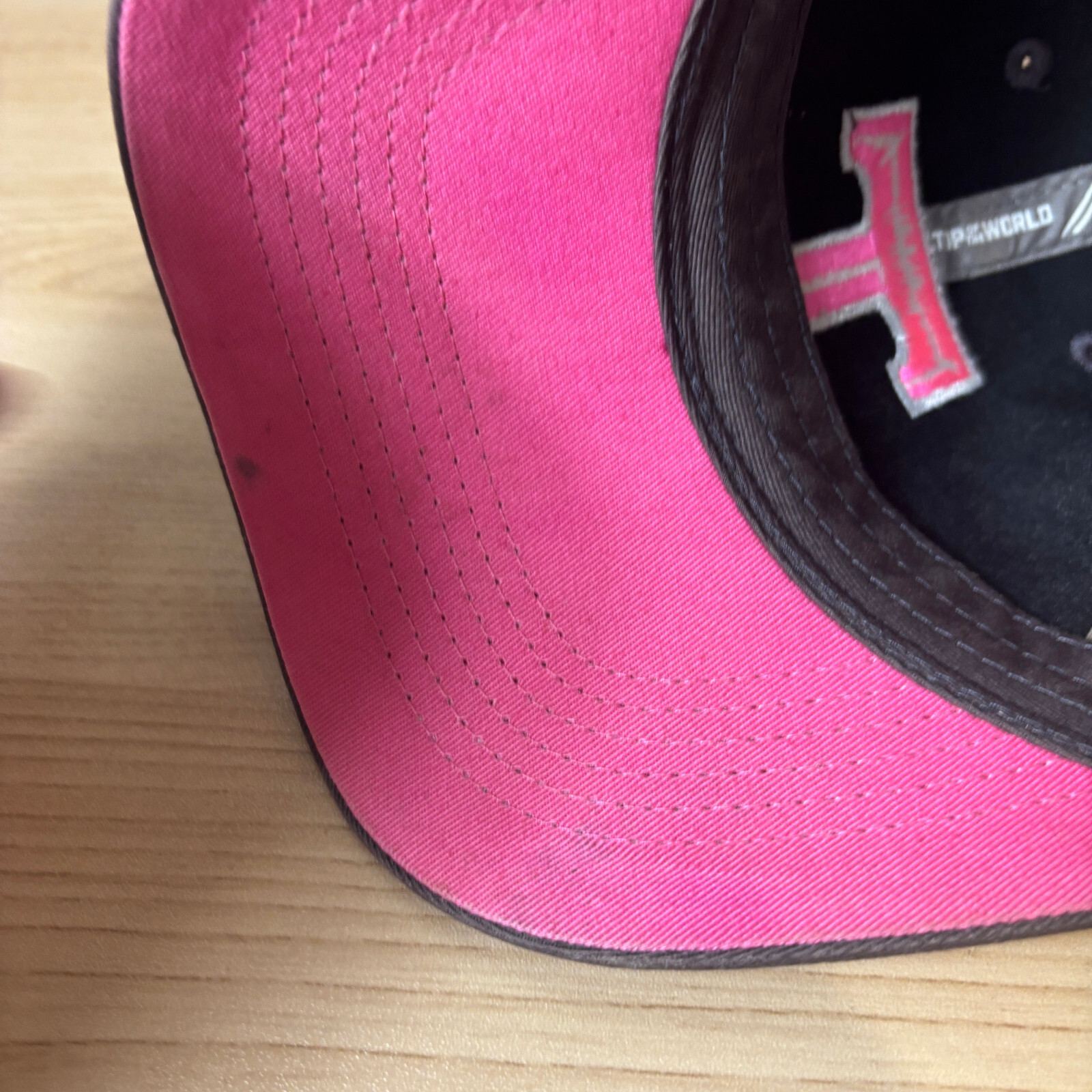 Tennessee Volunteers Hat Cap Snap Back Womens Gray Pink Blue Top of the World