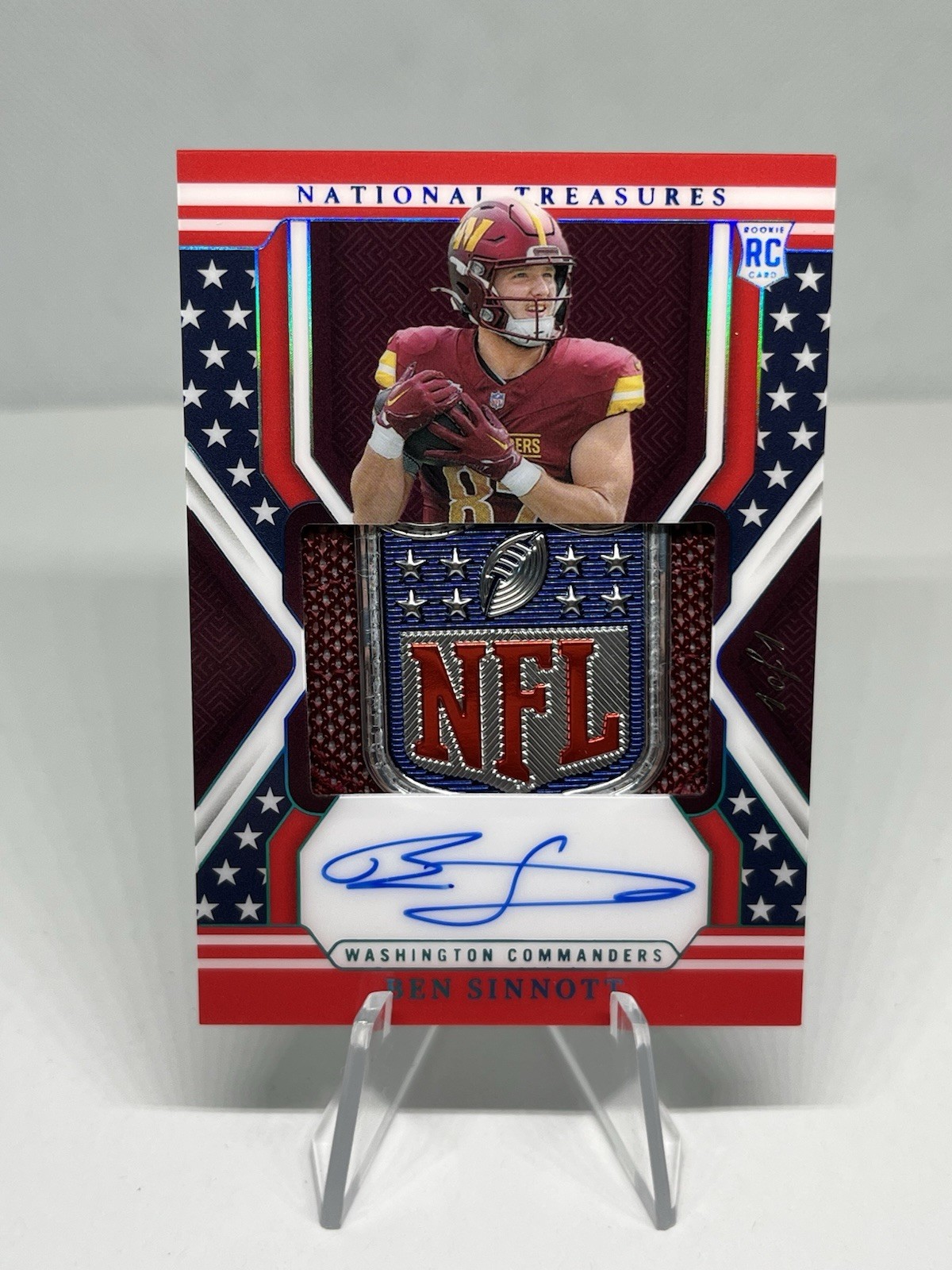 Ben Sinnott 2024 National Treasures NFL Shield 1/1 Rookie Patch Auto S&S Card