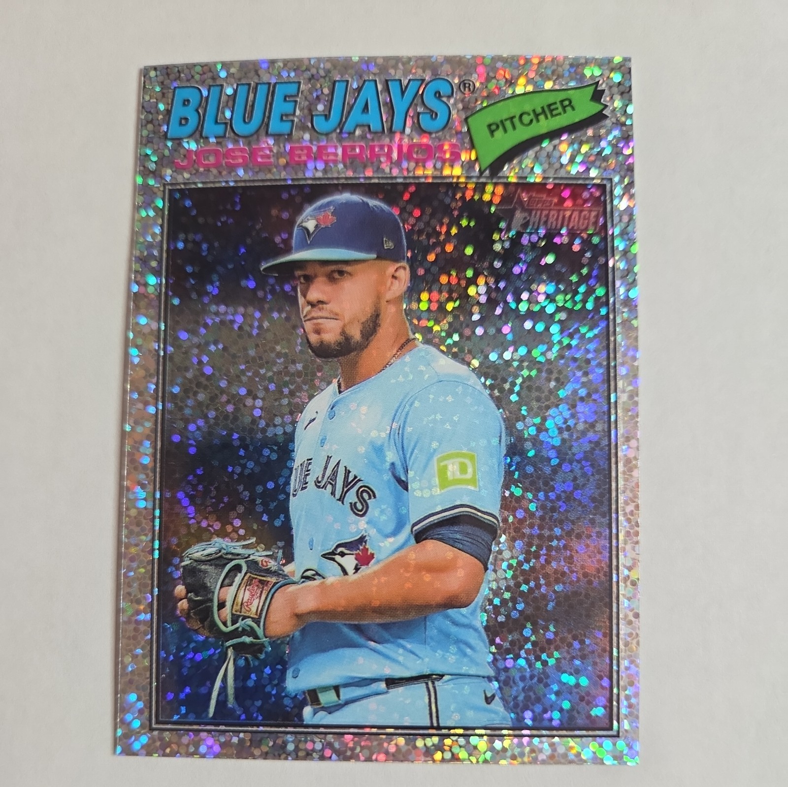 2026 Topps Heritage #56 José Berríos Chrome Silver Sparkle Refractor Blue Jays