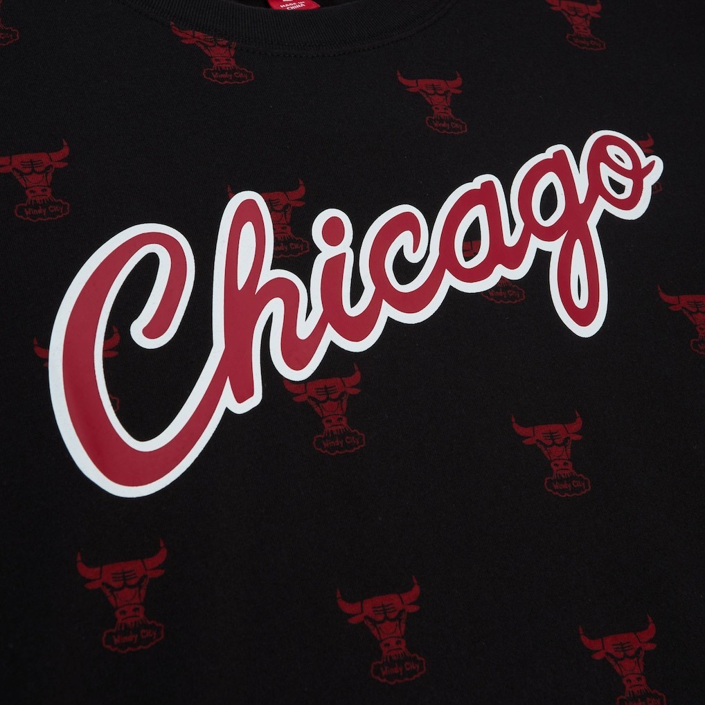 Chicago Bulls Mitchell & Ness Allover Print Black T-Shirt Men’s XL NWT!