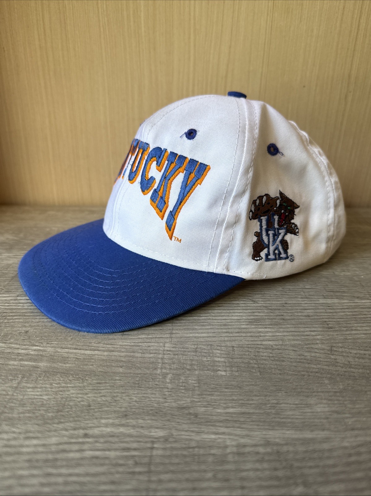 Vintage Kentucky Wildcats Hat Cap Snap Back Mens One Size White Embroidered Logo