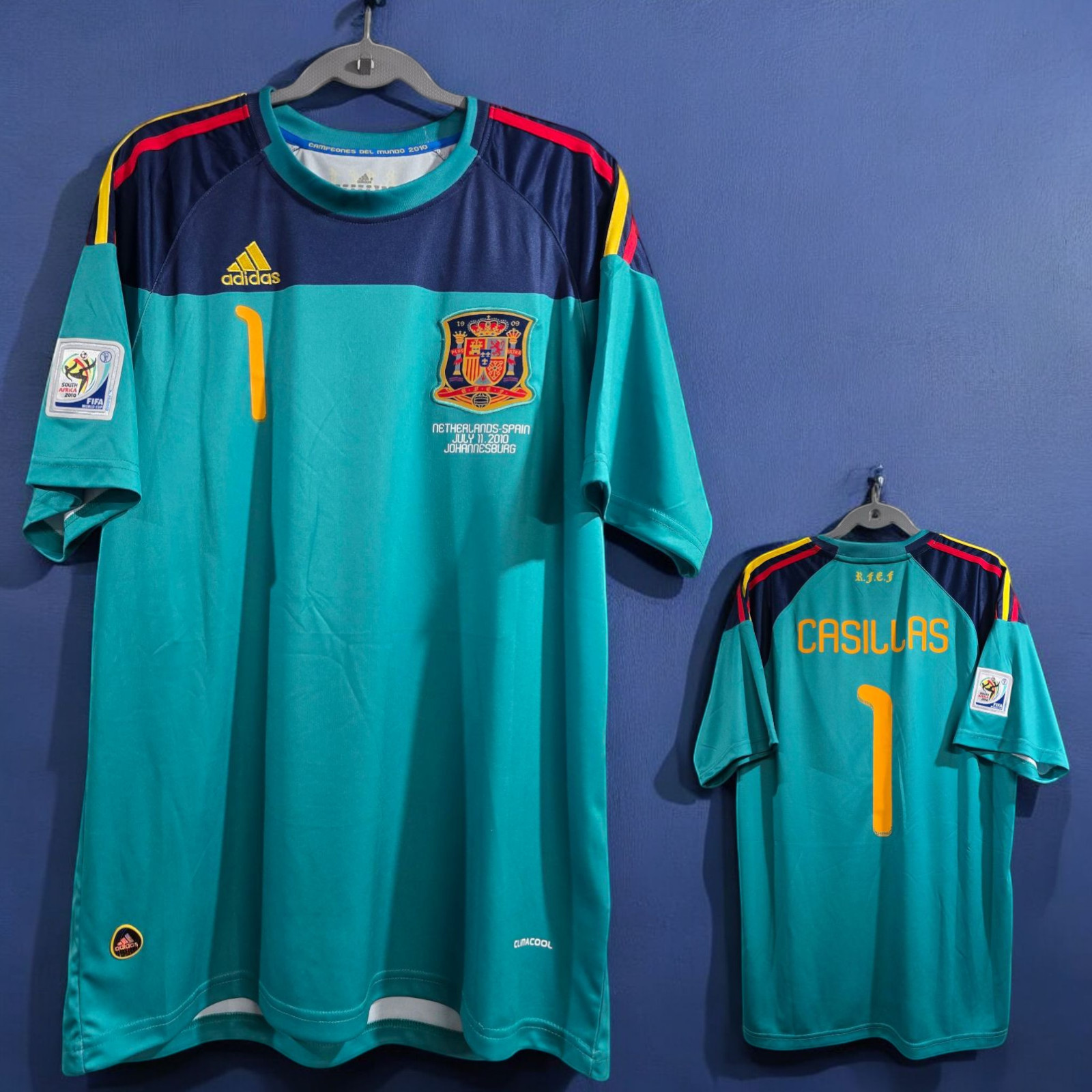 SPAIN Goalkeeper – World Cup 2010 South Africa – IKER CASILLAS #1 – 2XL (USA-XL)