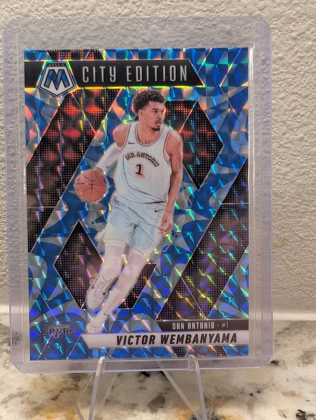 2024-25 Panini Mosaic – City Edition Victor Wembanyama #288 Mosaic Prizm