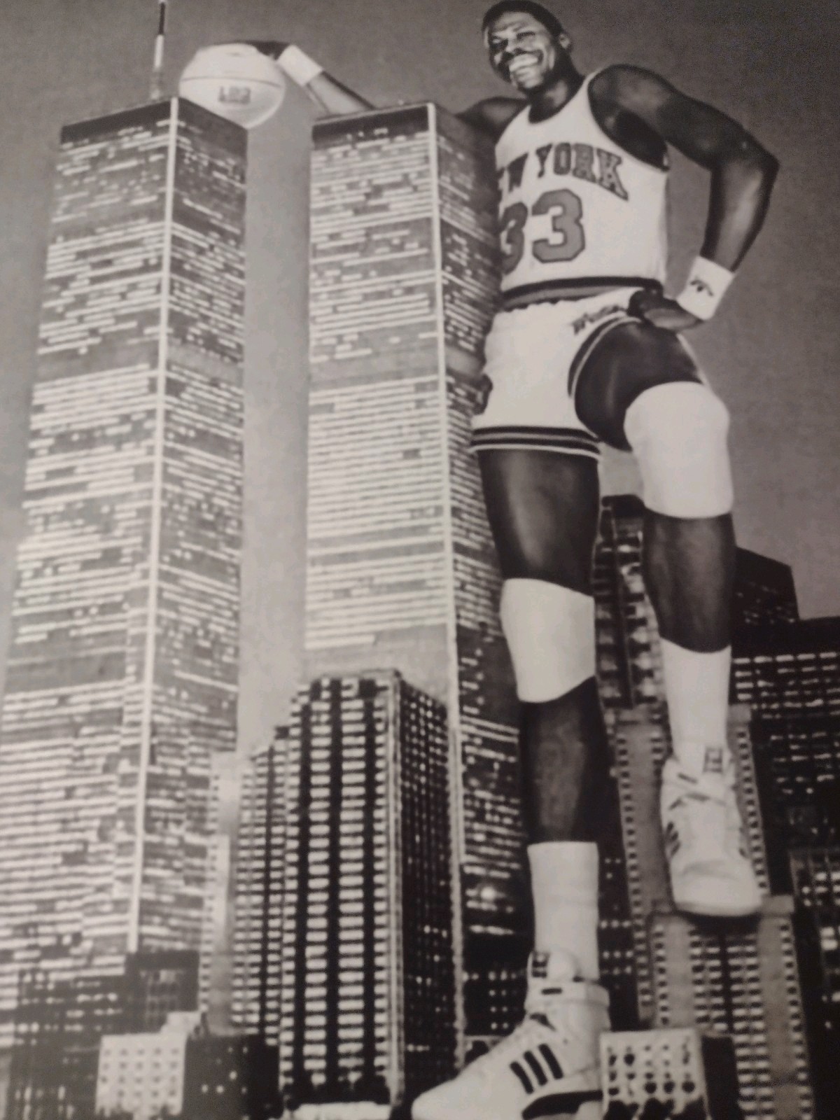 PATRICK EWING KNICKS ROOKIE OLD SCHOOL ULTRA GLOSSY 8.5×11 BASKETBALL B&W POSTER