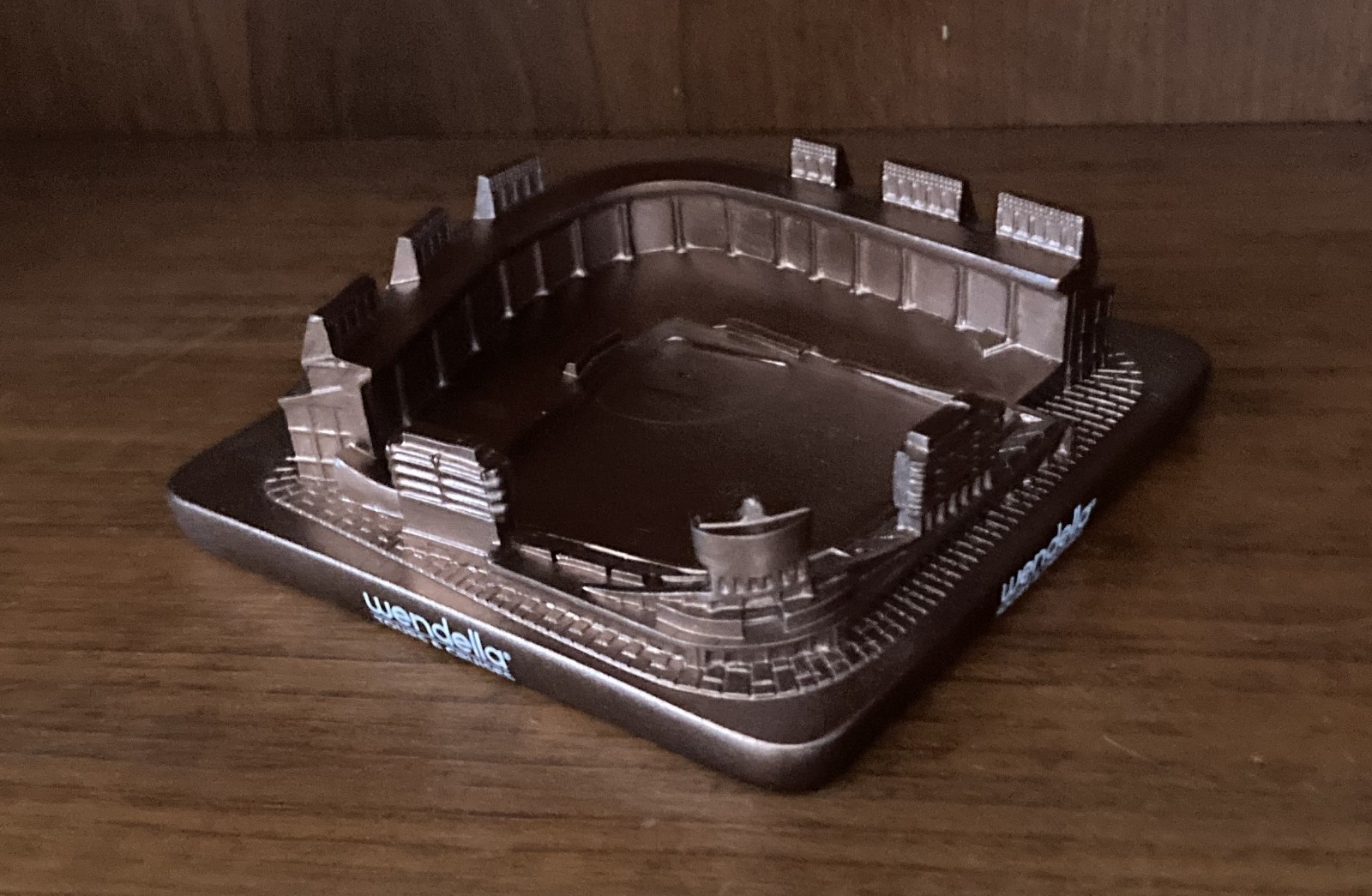 CHICAGO CUBS WRIGLEY FIELD REPLICA BALLPARK NIB (6/7/26 WRIGLEY SGA)!