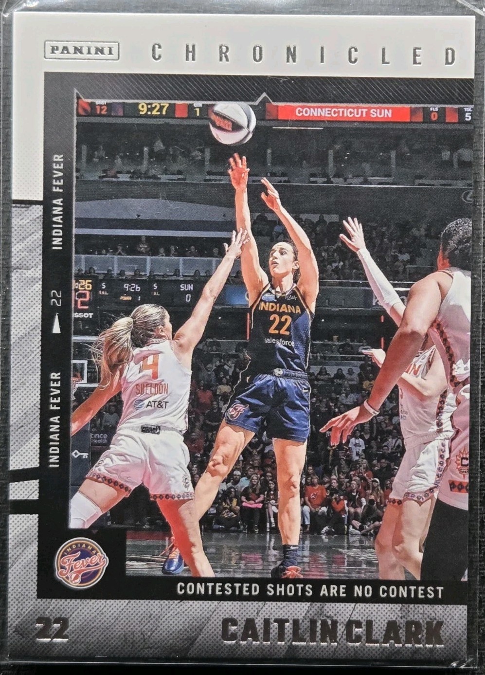 2025 Panini #30 Caitlin Clark Chronicled WNBA Fever “Contested Shots” NM Fresh!