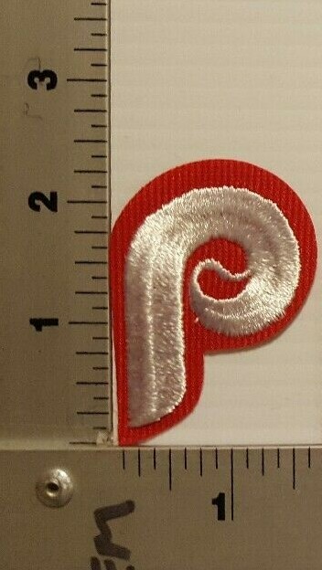 1-PCS PHILADELPHIA PHILLIES (RED TRIM) VINTAGE EMBROIDERED PATCH