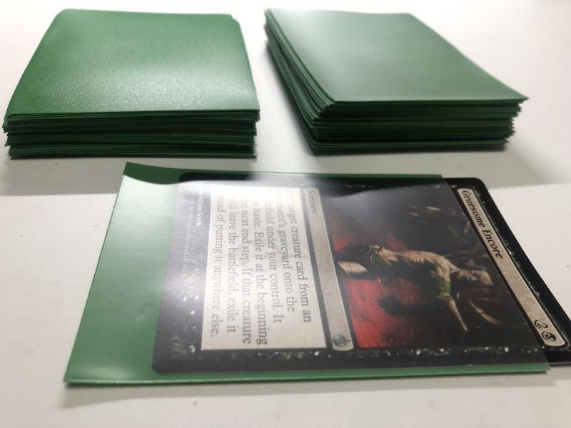 Lenayuyu 100pcs Green Deck Protector Standard MTG Card Sleeves 66x91mm Matte