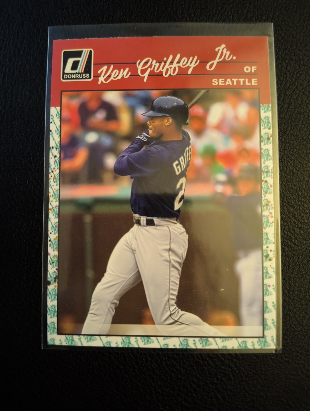 2023 Panini Donruss – Retro 1990 Ken Griffey Jr #260 Liberty