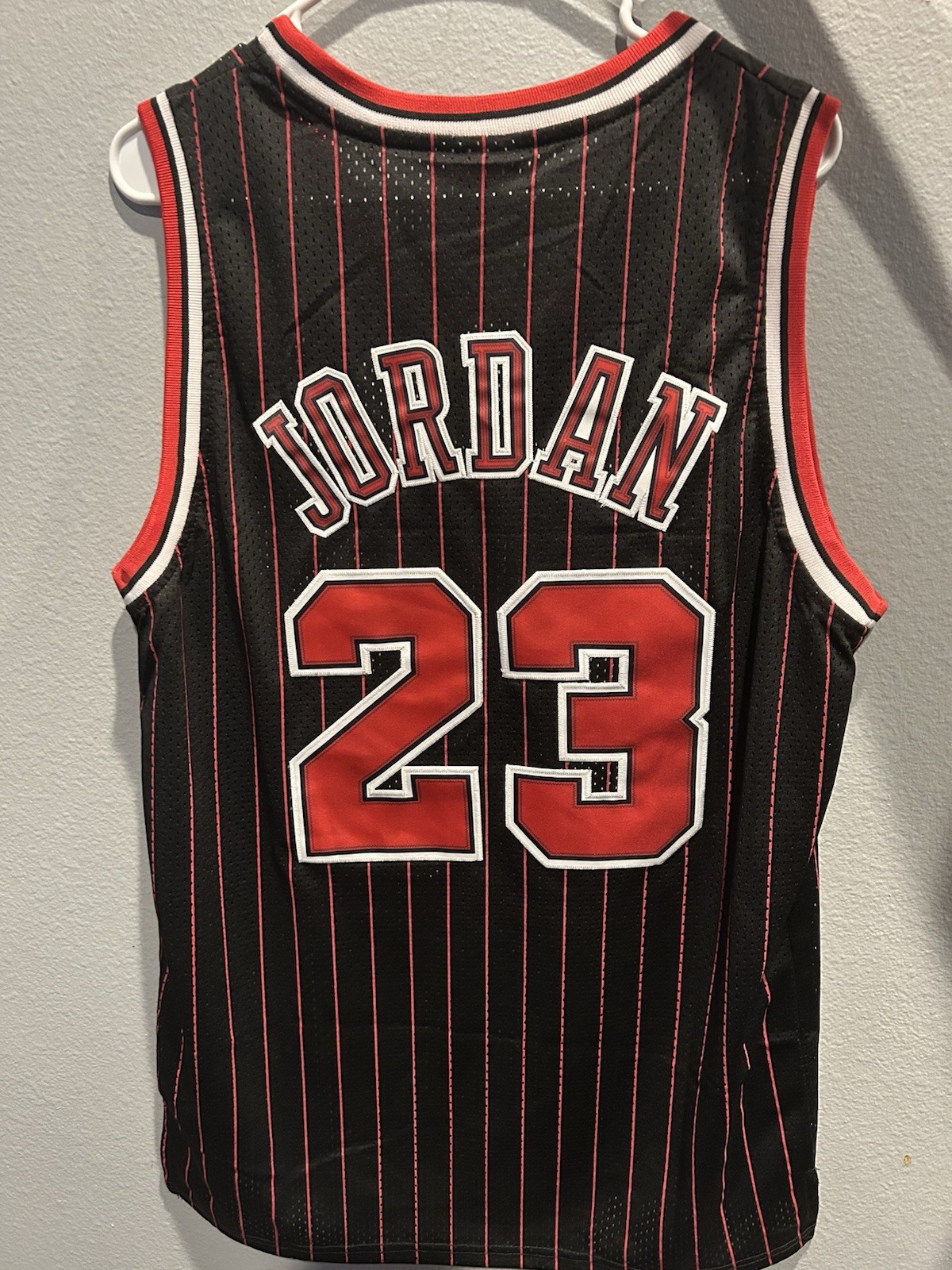 Mitchell & Ness Michael Jordan #23 Chicago Bulls 1995-96 Black Jersey M