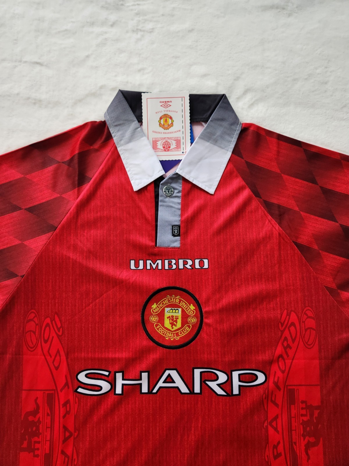Retro Manchester United Eric Cantona #7 Jersey Men’s Umbro SHARP Red – Size L