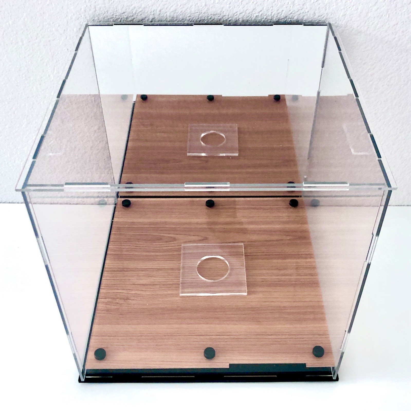 Basketball Display Case with Acrylic Wooden Court Base & Mirror Back