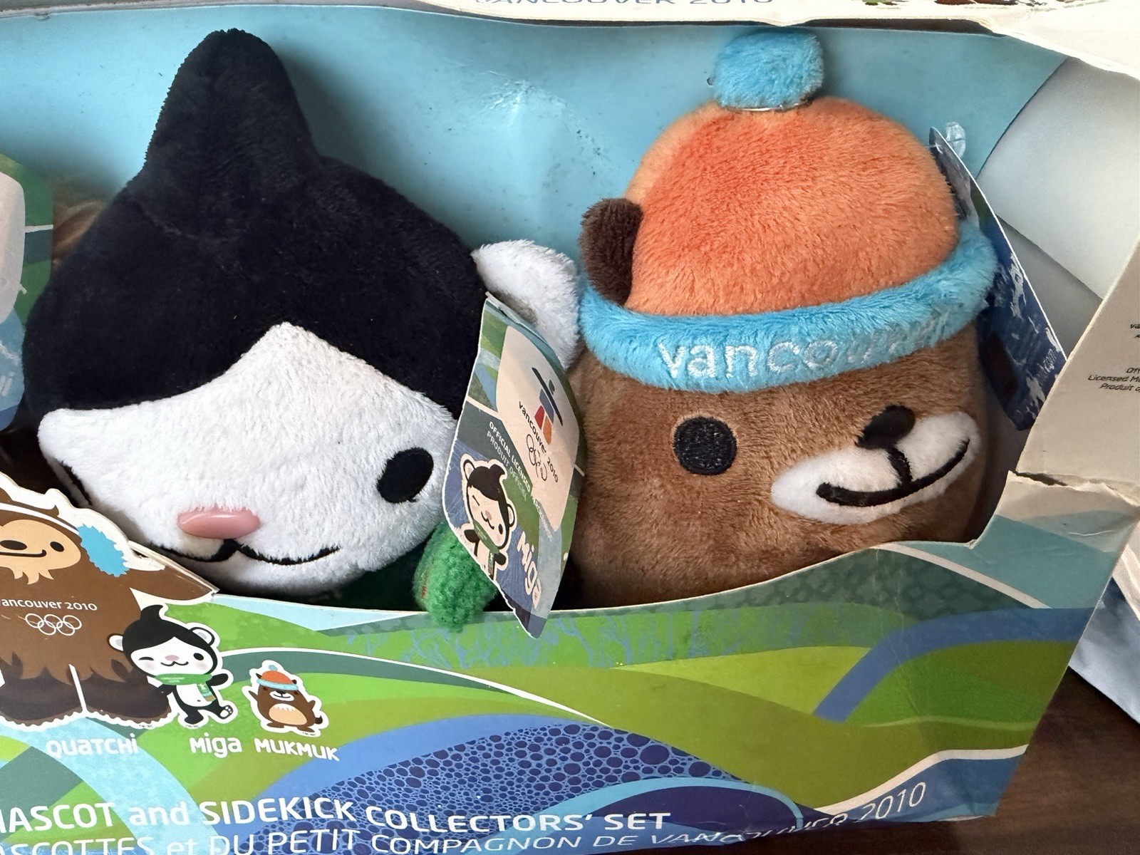 Vancouver 2010 Winter Olympics Mascot Plush Set Sumi Quatchi Miga Mukmuk