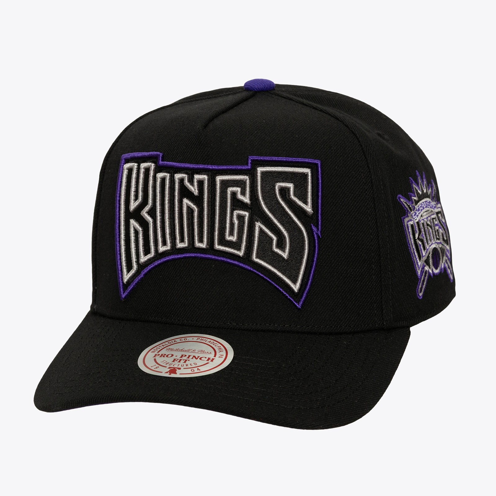 Men’s Mitchell & Ness Black Sacramento Kings Class Act Pro Snapback Hat