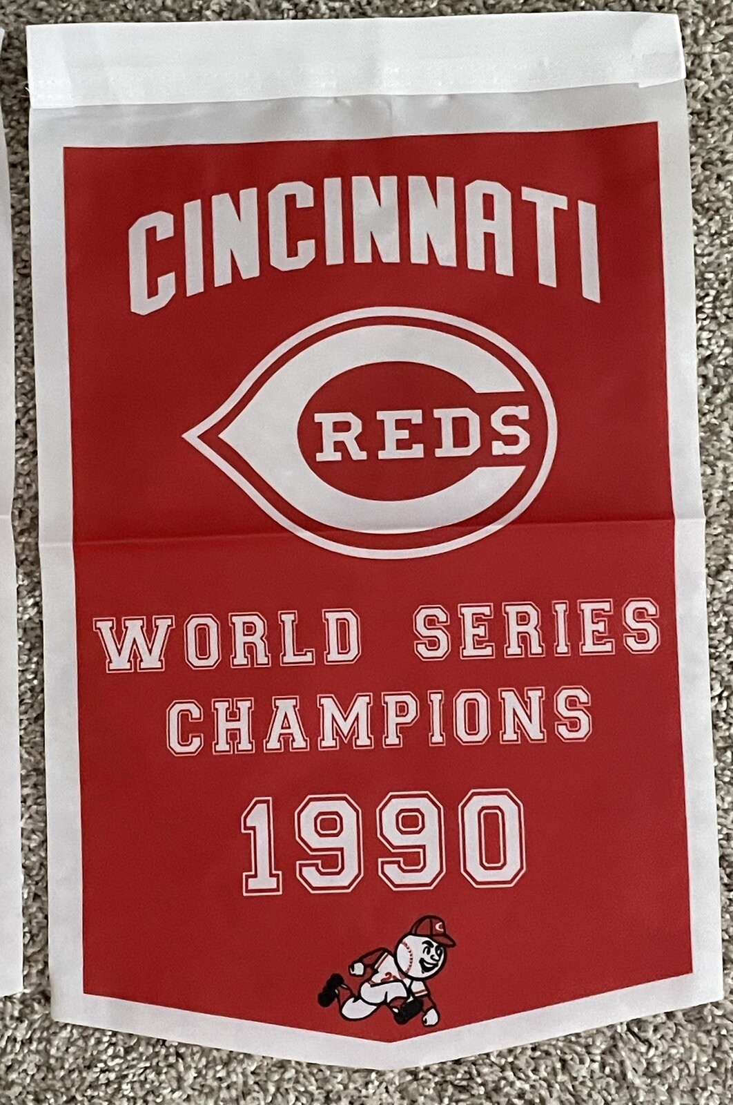Cincinnati Reds MLB World Series Champions 5 Banners/Flags 18.5″ x 11.5″ Set