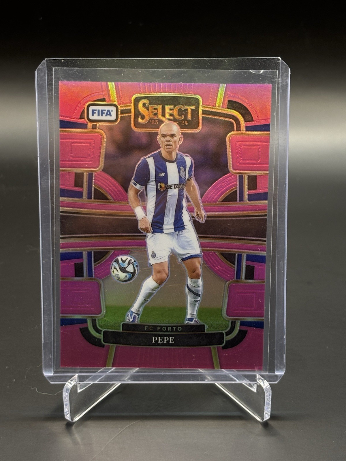 2023-24 Panini Select FIFA – Terrace Pepe #42 Pink Prizm /75