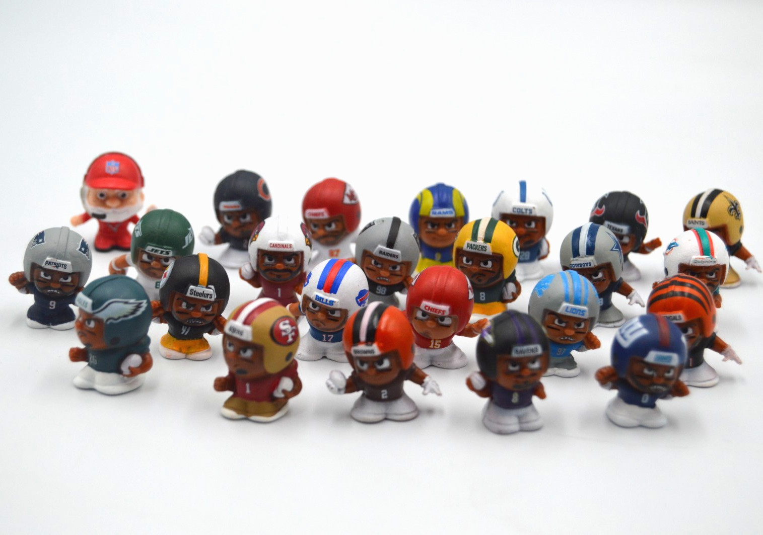 TeenyMates NFL Mini Football Figures Lot Mixed Teams Players 24 Figures