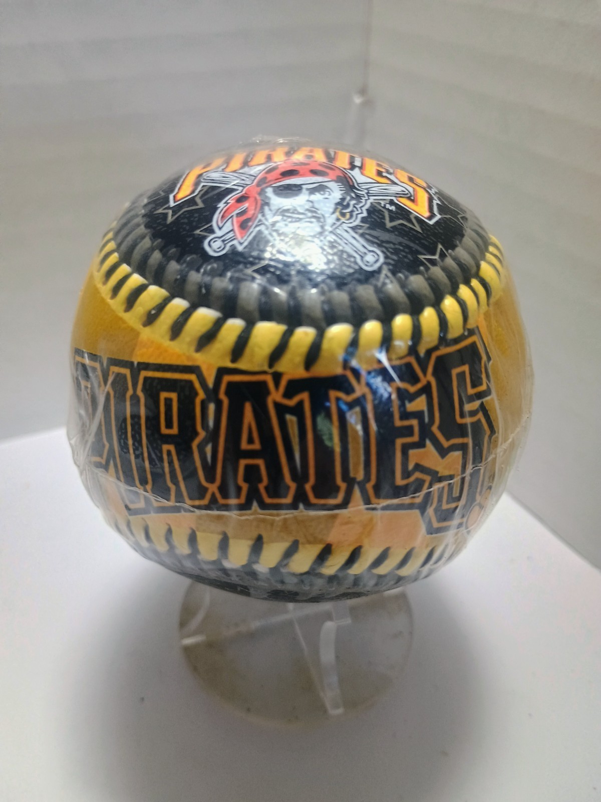 Pittsburgh Pirates Collectable Souvenir Baseball **Your Choice**