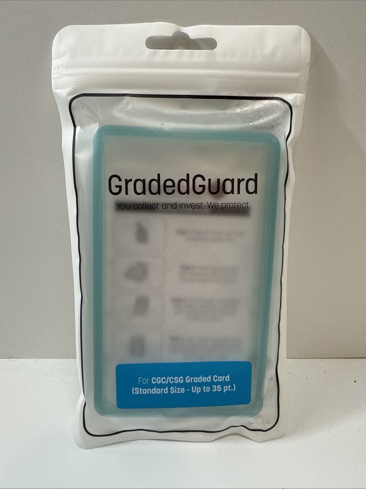 GradedGuard CGC Graded Guard Fluorescent Blue Limited Edition Glow In The Dark