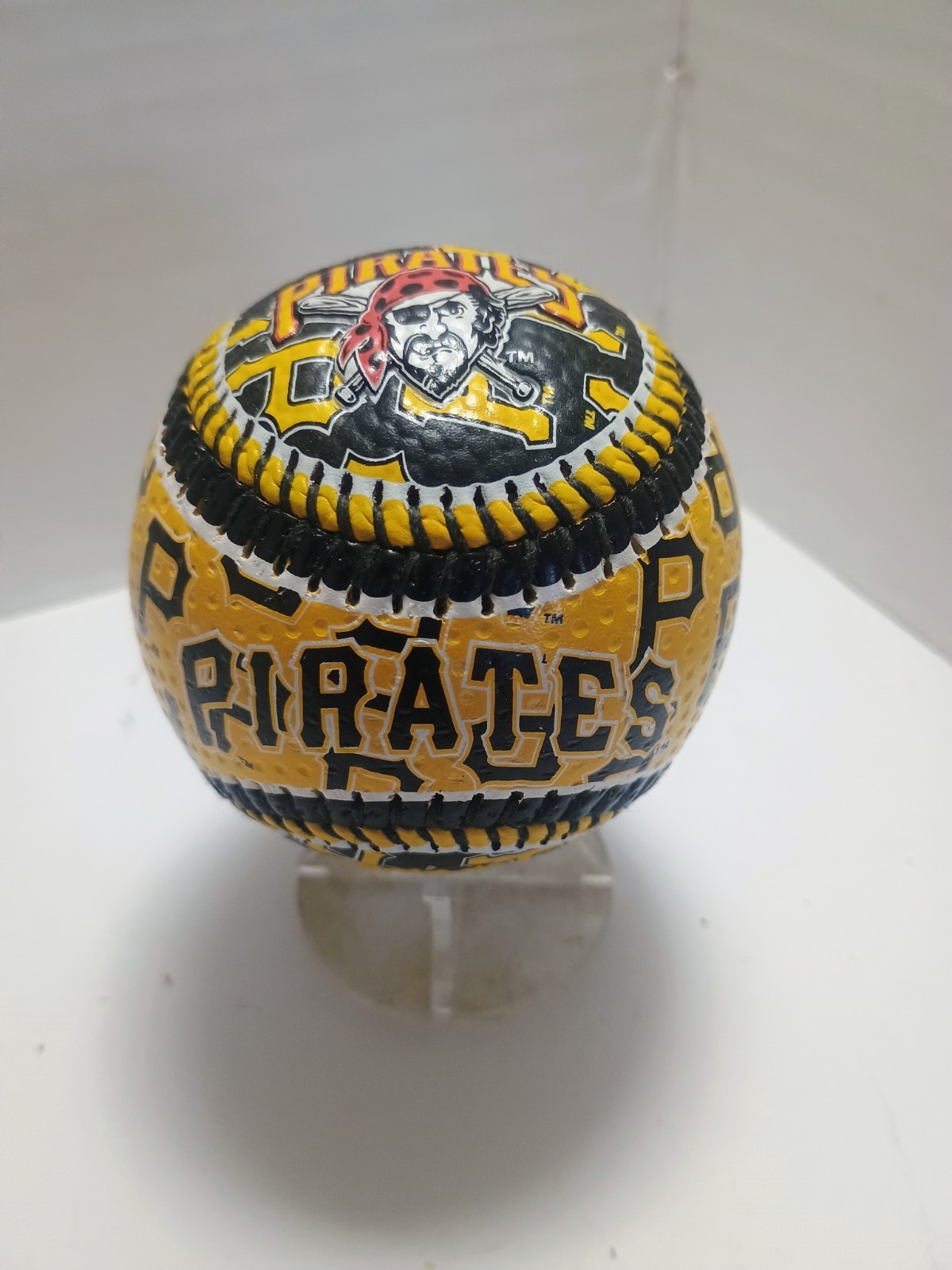 Pittsburgh Pirates Collectable Souvenir Baseball **Your Choice**