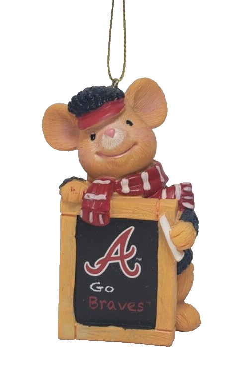 TEAM SPORTS AMERICA ATLANTA BRAVES HOLIDAY MOUSE RESIN ORNAMENT 3.5″