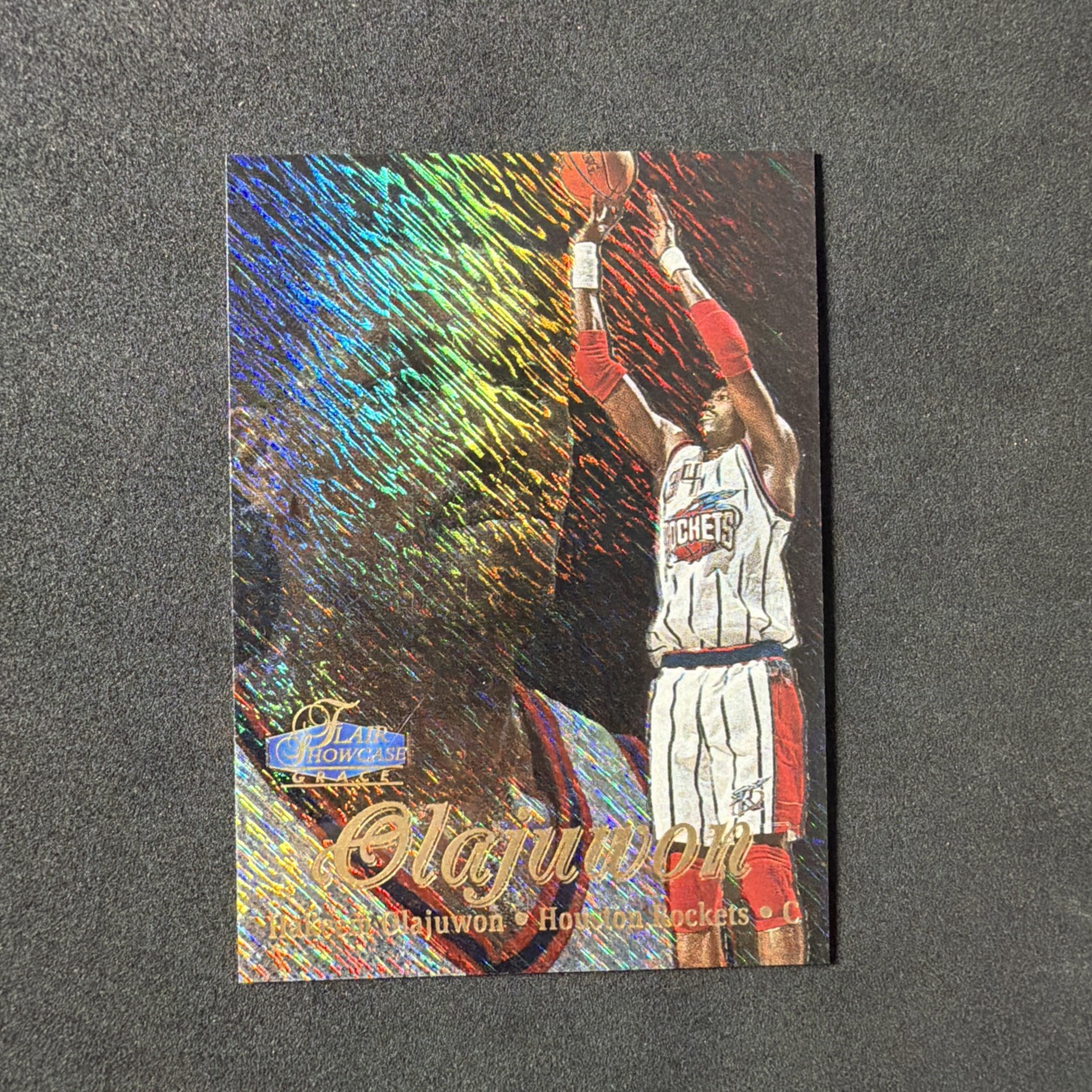 1997-98 Flair Showcase – Hakeem Olajuwon #28 Row 1