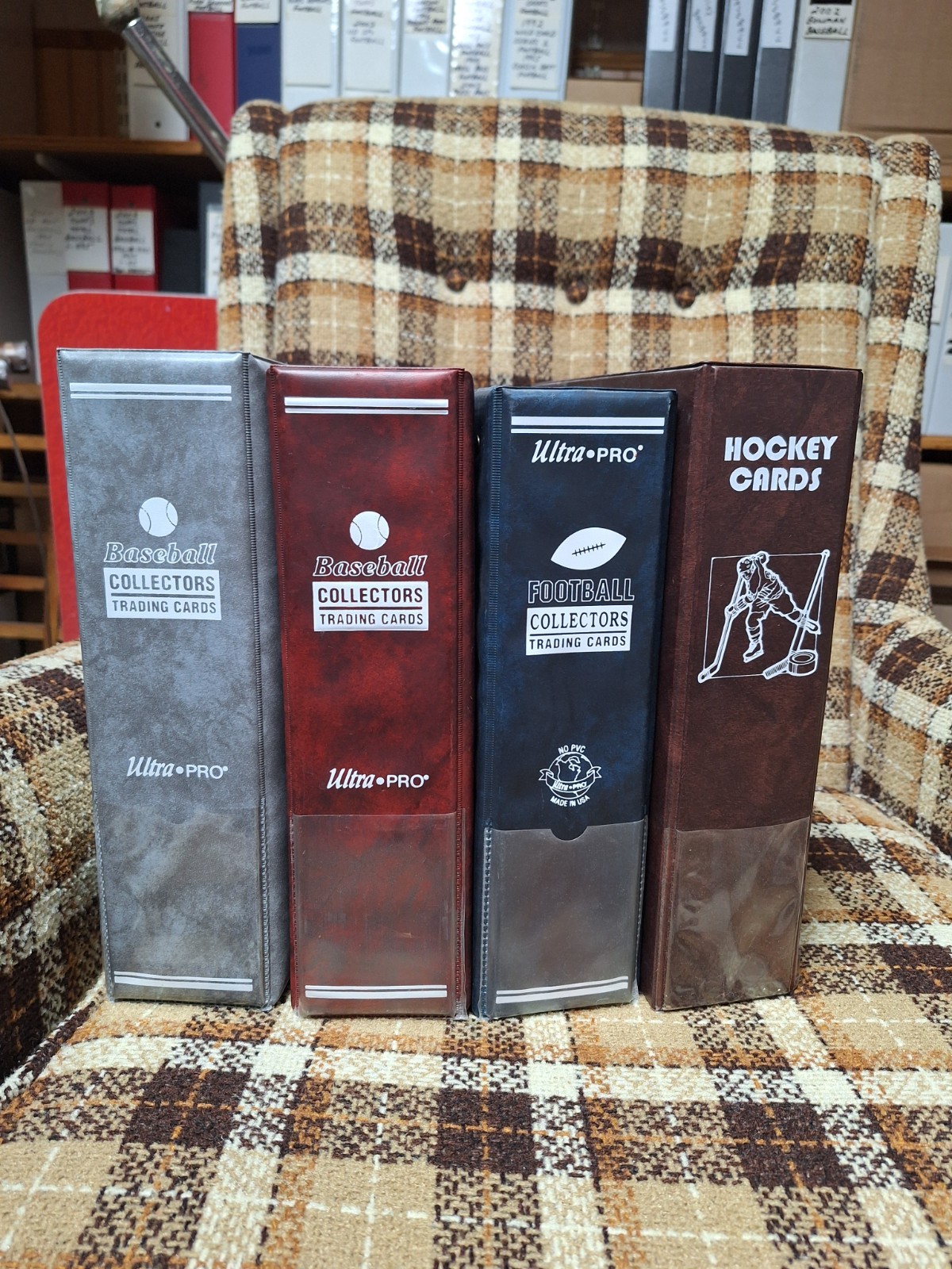 sport card binders (4 per Box)