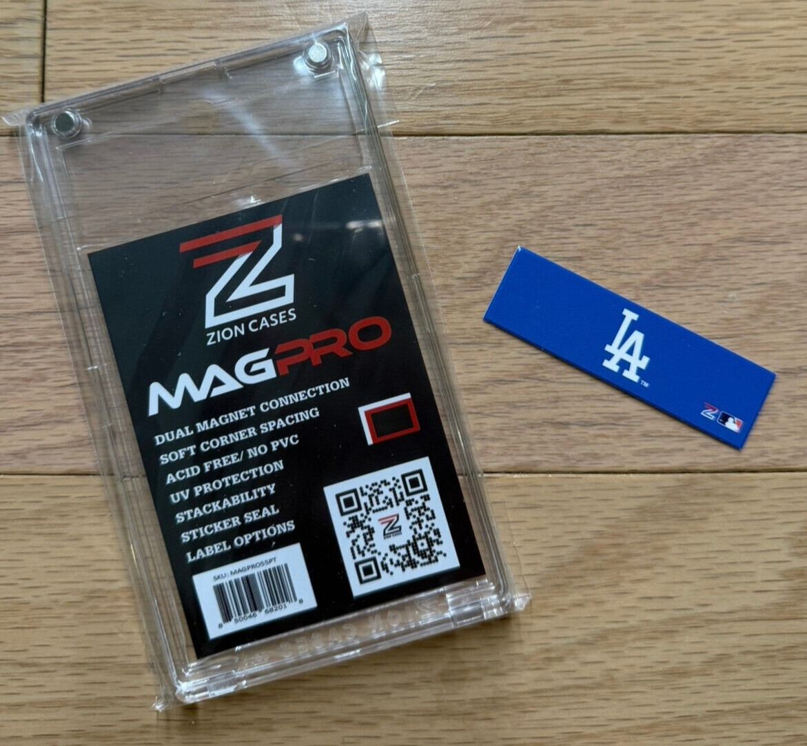 ZION CASES MAGPRO 130 PT MAGNETIC ONE-TOUCH CARD HOLDER + DODGERS MLB LABEL SET