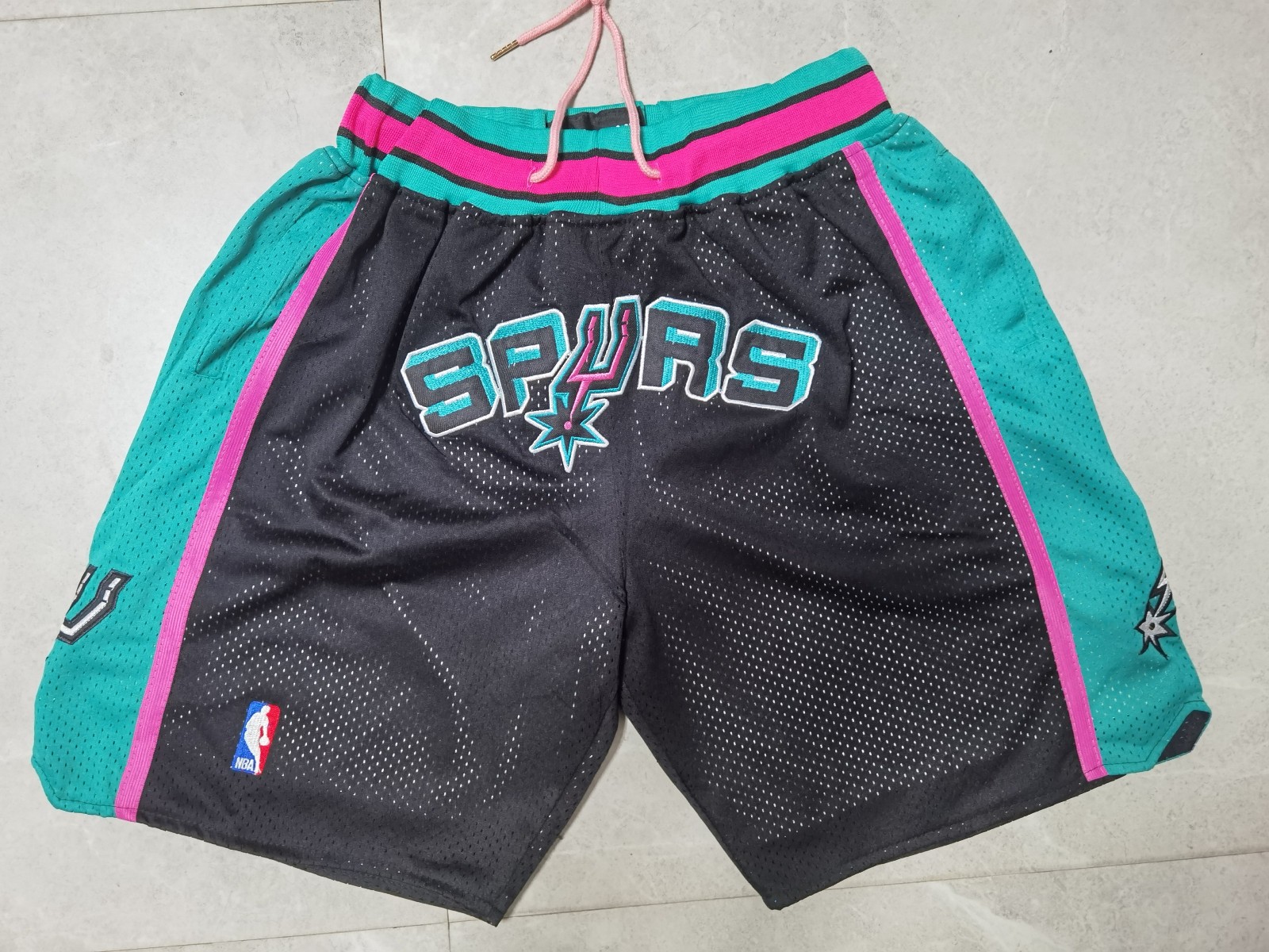New San Antonio Spurs Retro Men Black Pockets stitched Shorts Size US